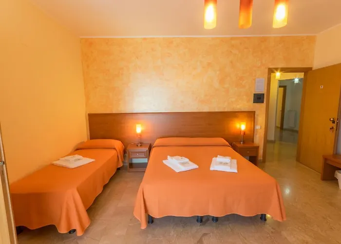 Orchidea 招待所 3*